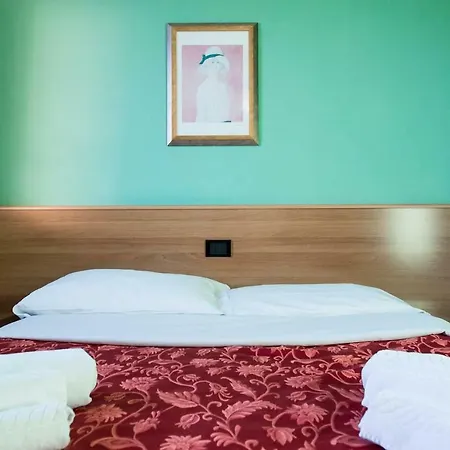 Hotel Le Corti Pitstop Ferrara