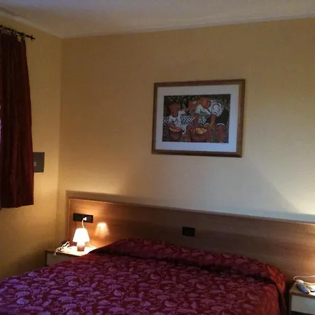 Le Corti Pitstop Hotel