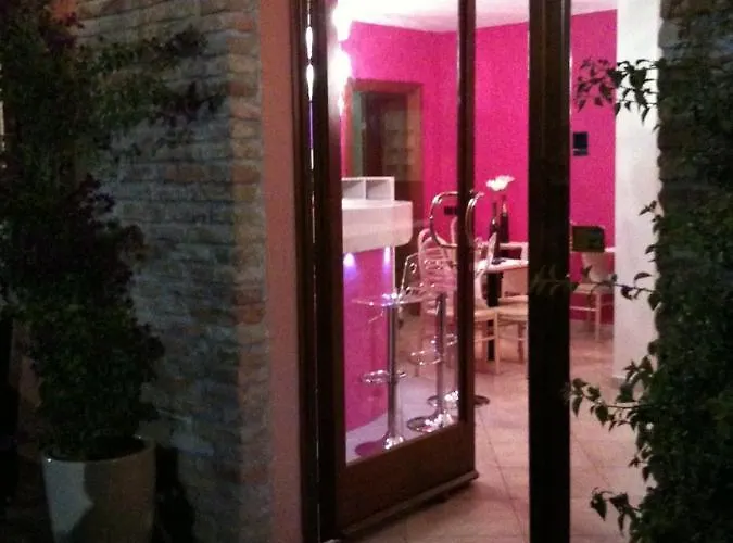 Otel Le Corti Pitstop